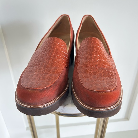 ⭐️SOLD Burnt Rust Leather Platform Loafers | Croc Embossed | Chunky 90s Minimal - Picture 5 of 11